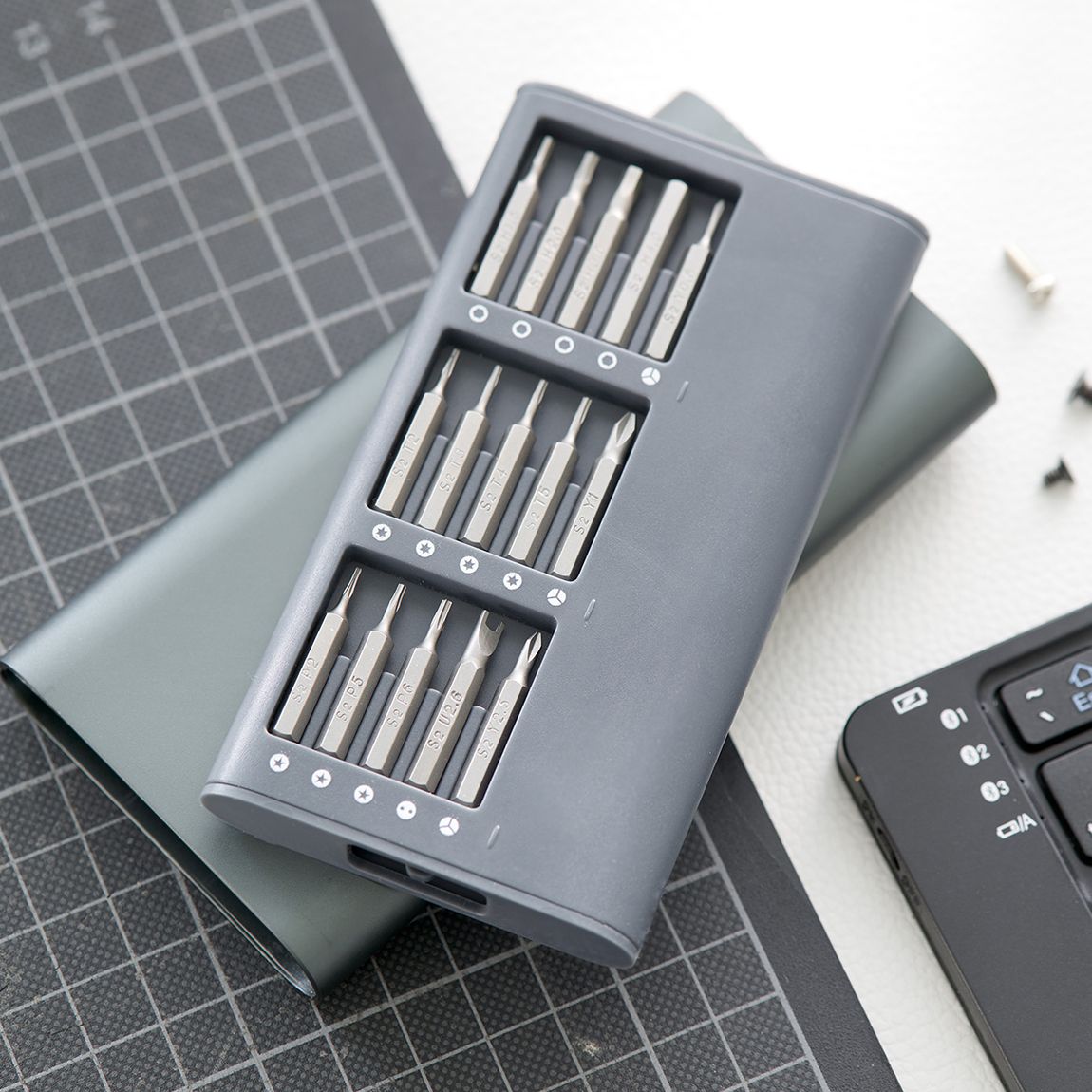 Handree Schraubendreher-Bit-Set, 48-teilig – Mit Bits, Bohrern, Adaptern & Aufbewahrungsbox