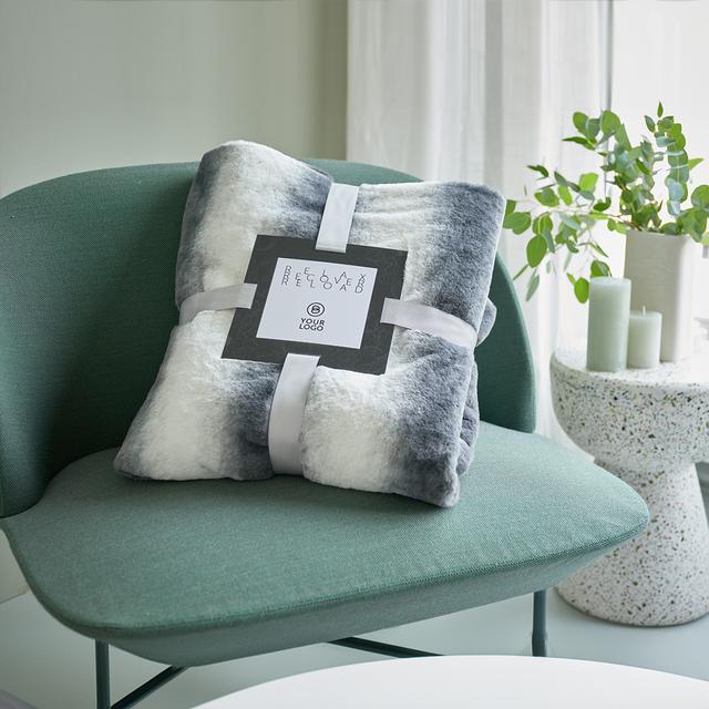 COZY LIVING (Webpelzdecke) LIMITIERT