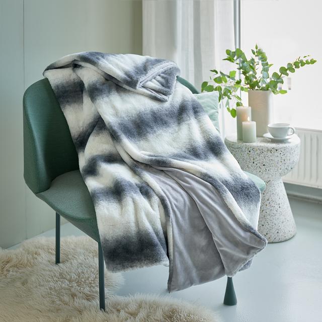 COZY LIVING (Webpelzdecke) LIMITIERT