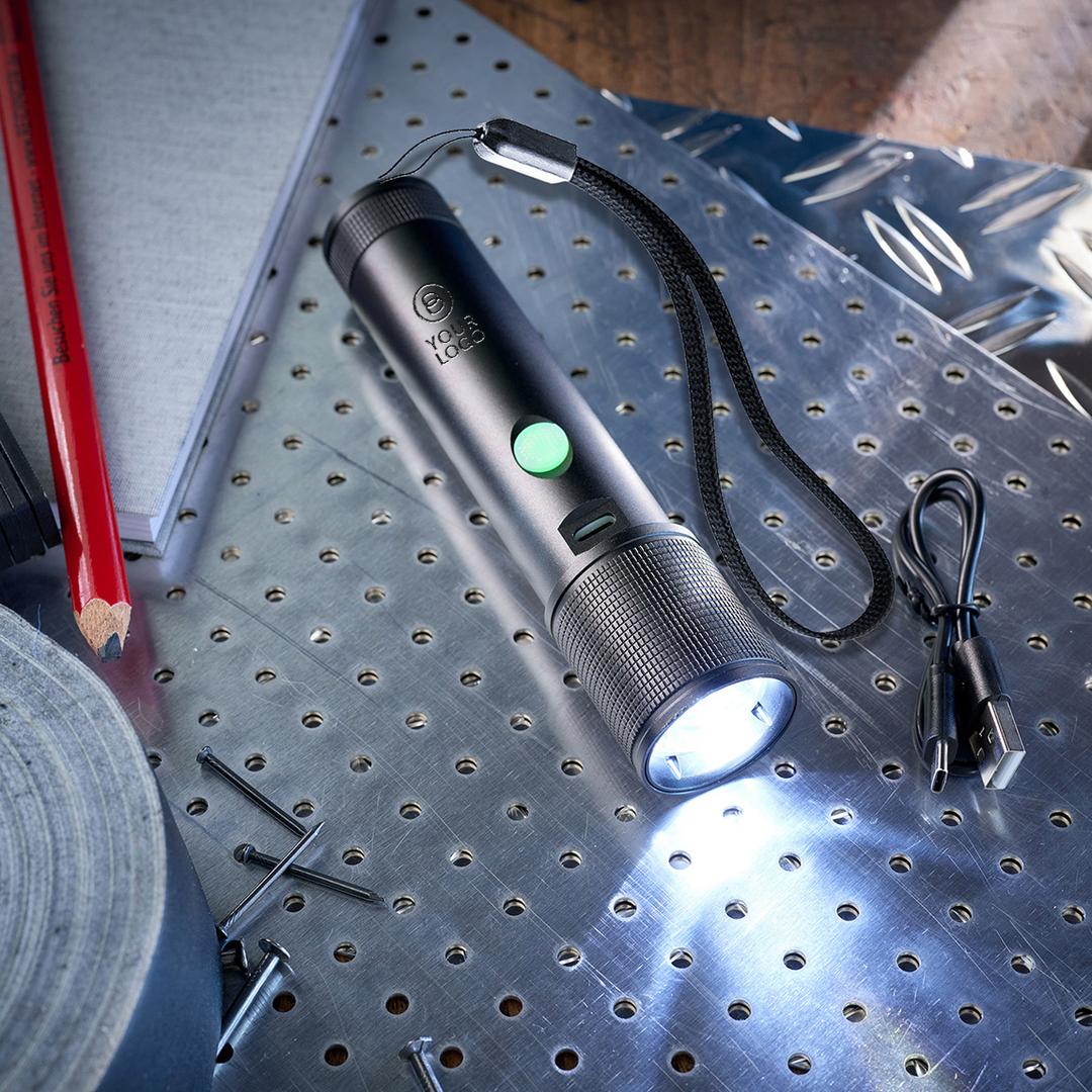 ZOOM (Multi-Taschenlampe)